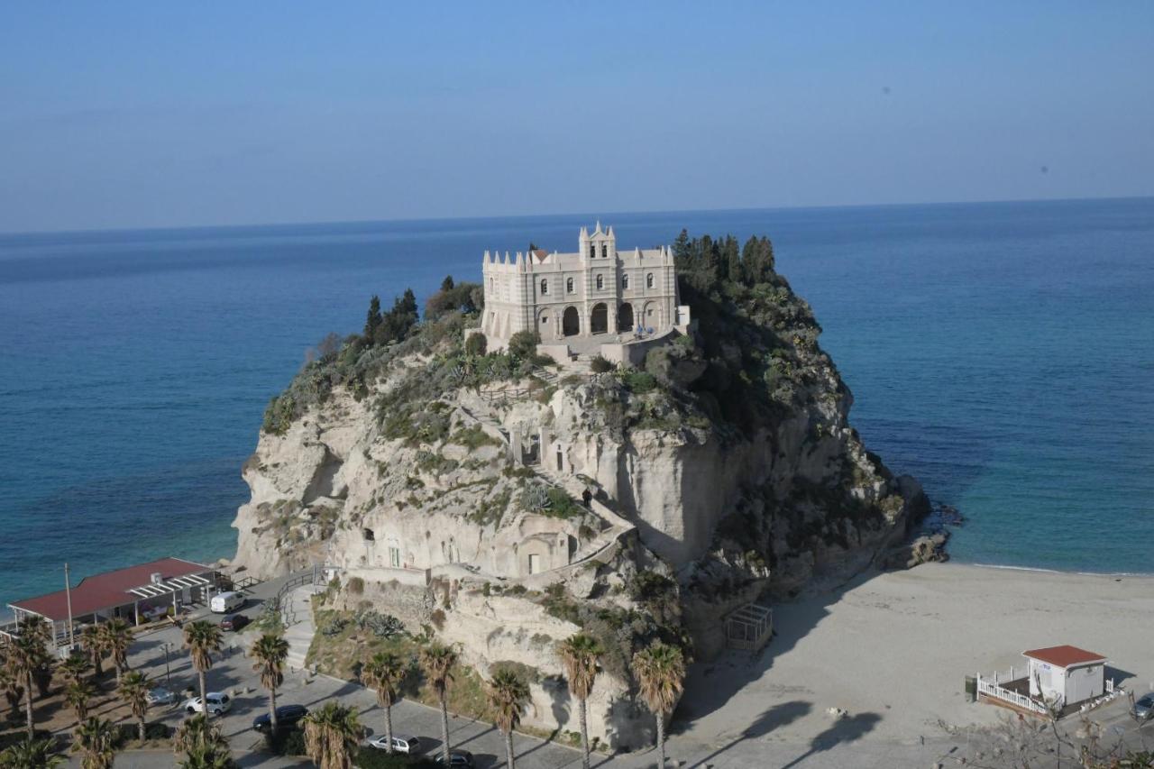 Hotel Residenza Donna Peppina Tropea Exterior foto